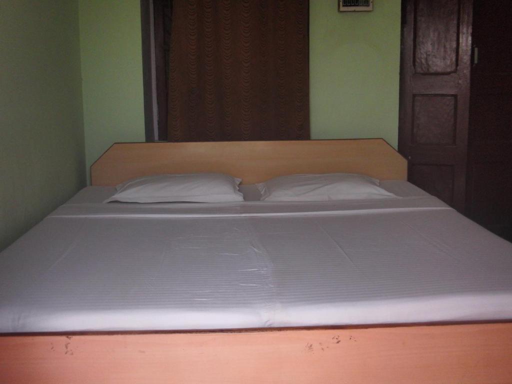 Shivakashi Guest House Varanasi Bilik gambar